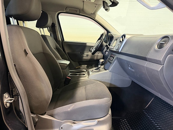 Volkswagen Amarok 12 of 20