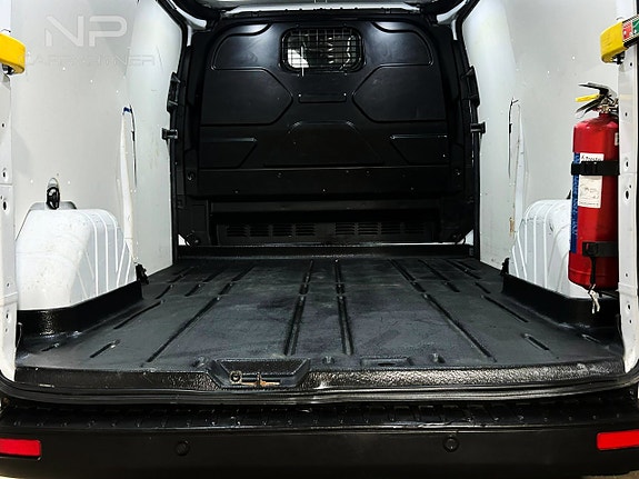 Ford Transit Custom 9 of 23