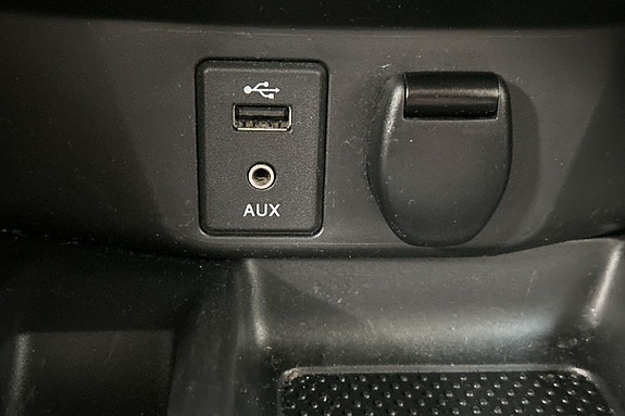 Nissan X-Trail 17 of 27