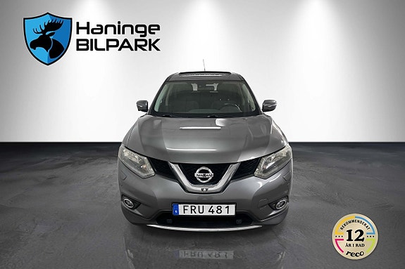 Nissan X-Trail 3 of 5