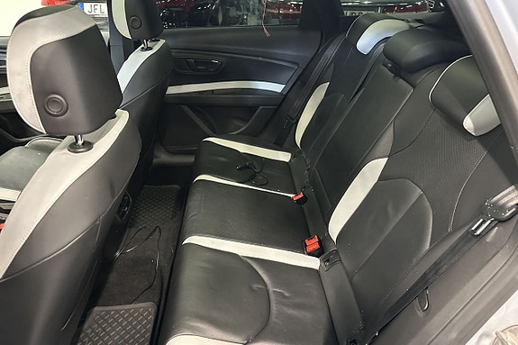 Seat Leon 19 of 20