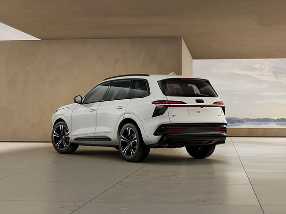 Audi Q7 9 of 11