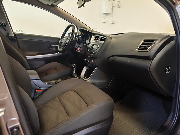 Kia Ceed 8 of 13