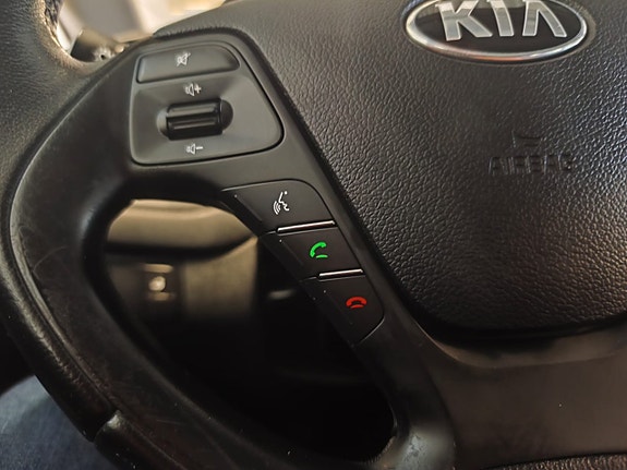 Kia Ceed 10 of 13