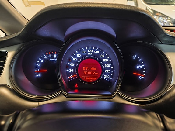 Kia Ceed 11 of 13