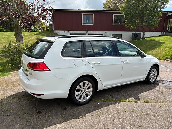 Volkswagen Golf VII 3 of 5