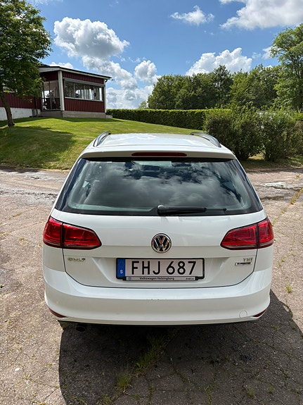 Volkswagen Golf VII 2 of 5
