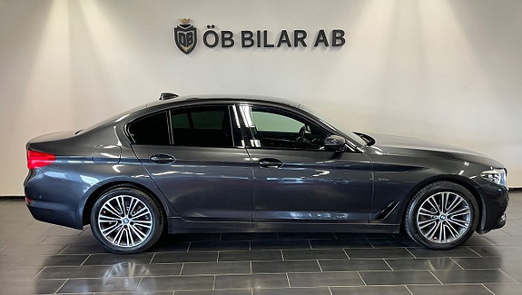 BMW 520d 2 of 5