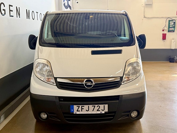 Opel Vivaro 4 of 5
