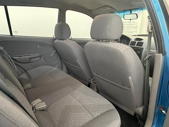 Kia Rio 13 of 20