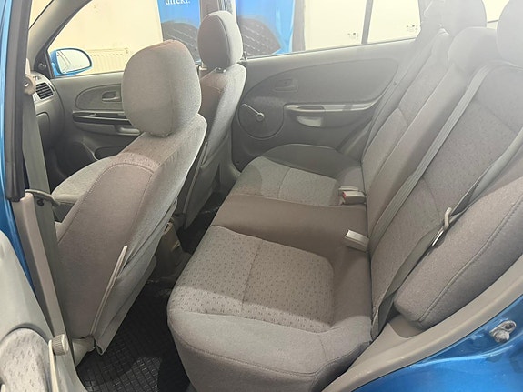 Kia Rio 11 of 20