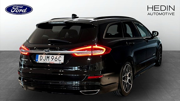 Ford Mondeo 2 of 5