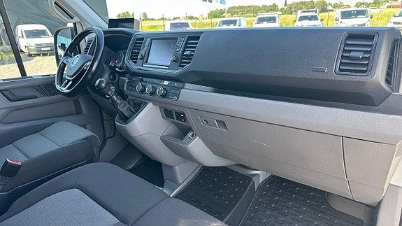 Volkswagen Crafter 5 of 5