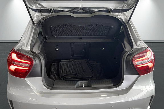 Mercedes-Benz A250 17 of 24