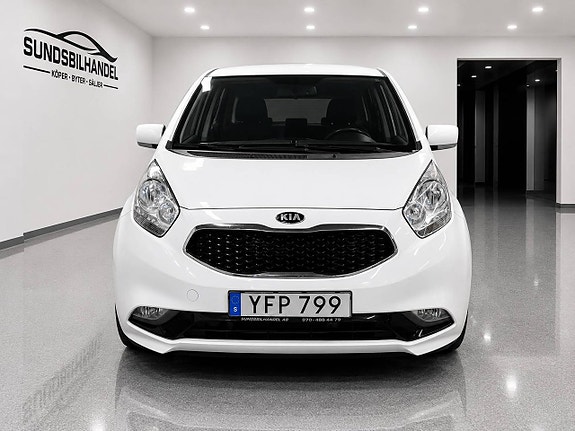 Kia Venga 2 of 5