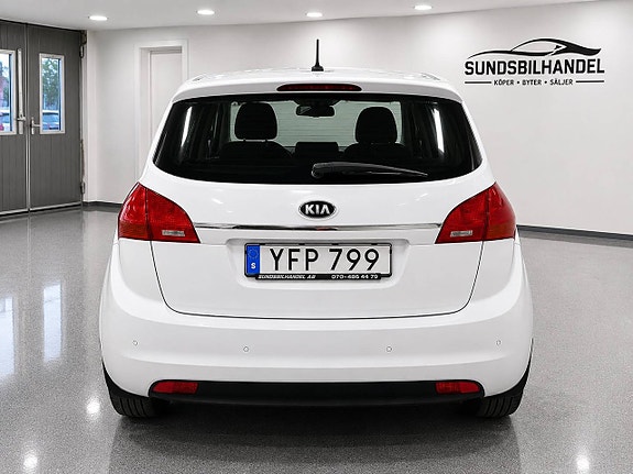 Kia Venga 4 of 5