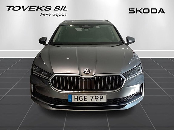 Skoda Superb 2 of 17