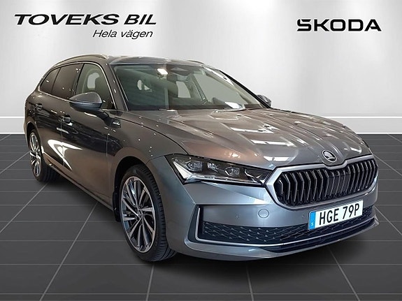 Skoda Superb 3 of 17