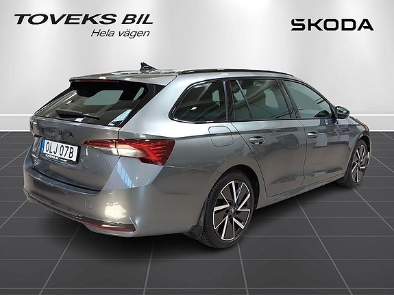 Skoda Octavia 5 of 5