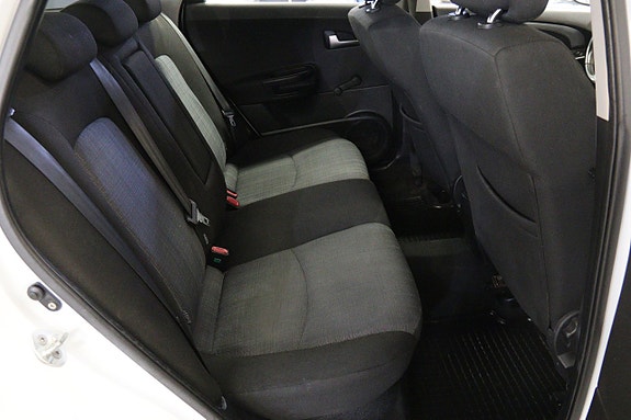 Kia Ceed 10 of 13