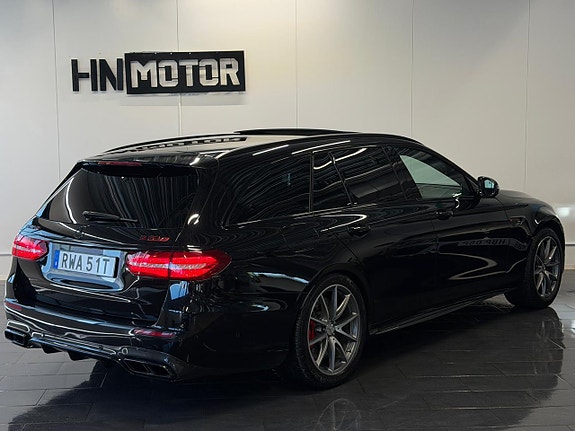Mercedes-Benz E63 8 of 30