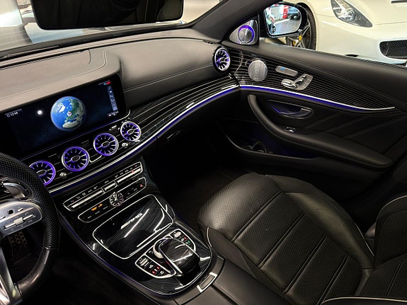 Mercedes-Benz E63 27 of 30
