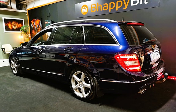 Mercedes-Benz C250 5 of 5
