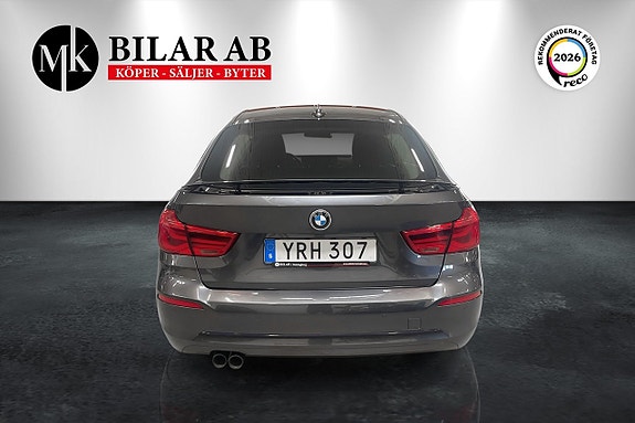 BMW 320d 4 of 12