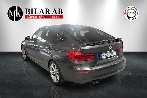 BMW 320d 6 of 12