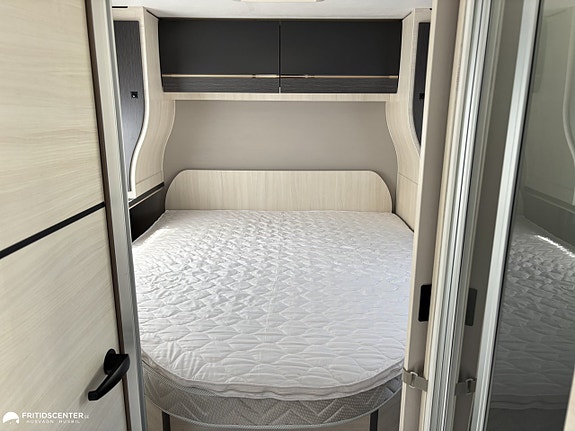 Chausson 788 Profile Titanium VIP /Queenbädd 3 of 5