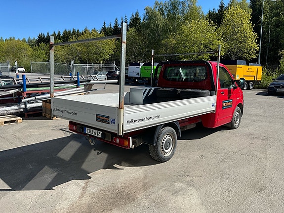 Volkswagen Transporter 3 of 5