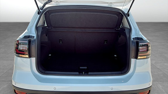 Volkswagen T-Cross 12 of 14