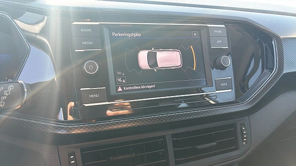 Volkswagen T-Cross 13 of 14