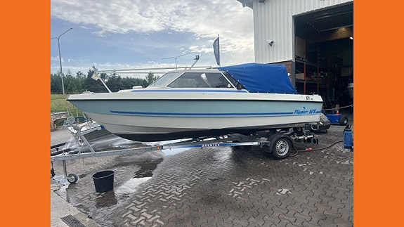 Flipper 575 Evinrude 90