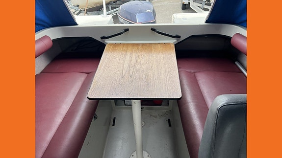 Flipper 575 Evinrude 90 4 of 5