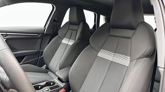 Audi A3 8 of 19