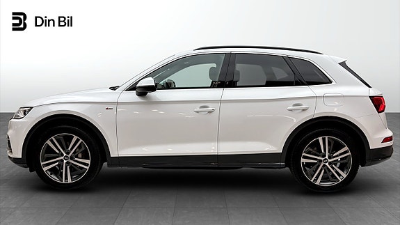 Audi Q5 2 of 5