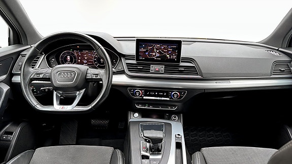 Audi Q5 12 of 15