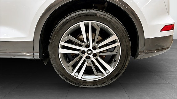 Audi Q5 6 of 15