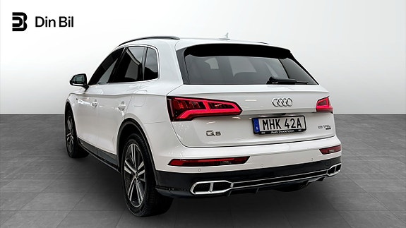 Audi Q5 3 of 5