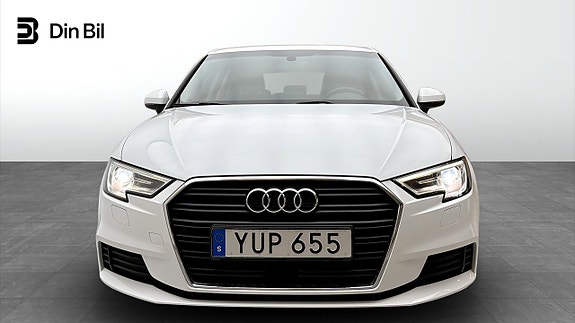 Audi A3 4 of 5