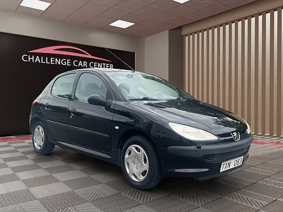 Peugeot 206 2 of 5