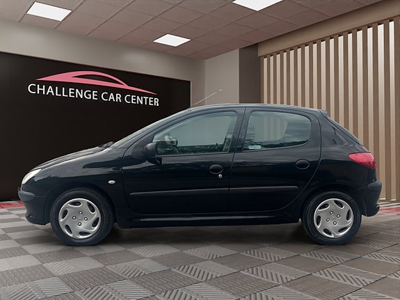 Peugeot 206 3 of 5