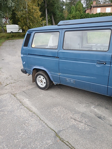 Volkswagen Caravelle 13 of 15