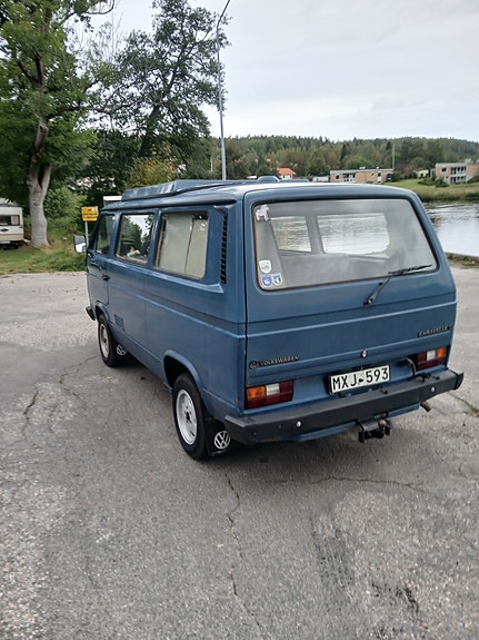 Volkswagen Caravelle 12 of 15