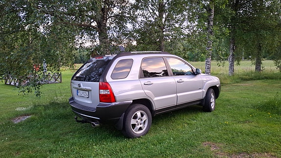 Kia Sportage 2 of 4