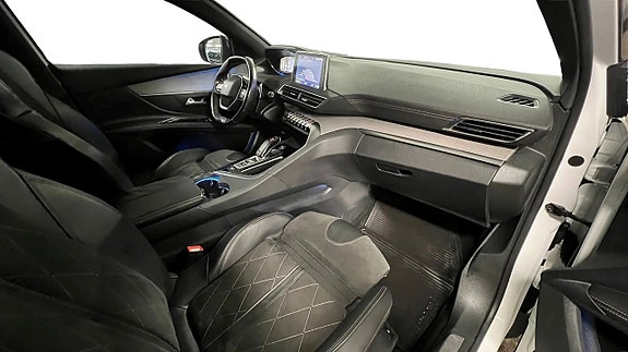 Peugeot 5008 20 of 27