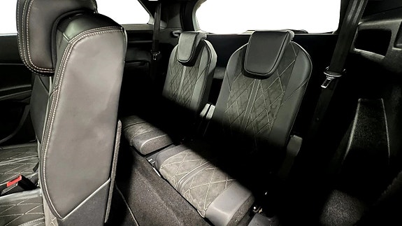 Peugeot 5008 14 of 27