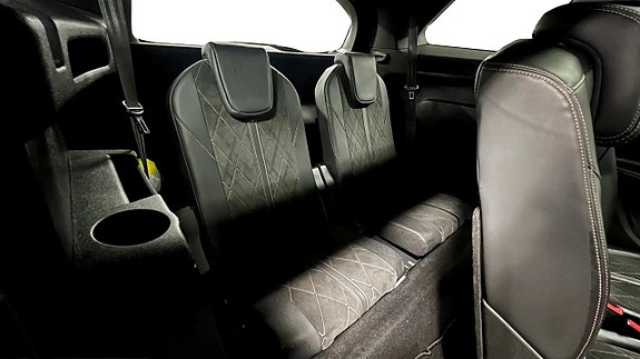 Peugeot 5008 17 of 30