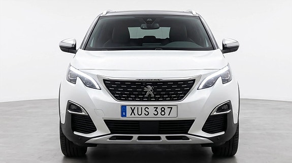 Peugeot 5008 2 of 30